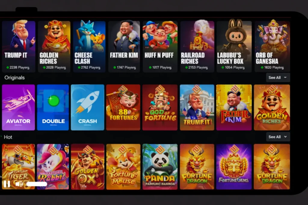 Pak Casino game lobby with Aviator, Fortune slots, Crash, and top 10 popular games